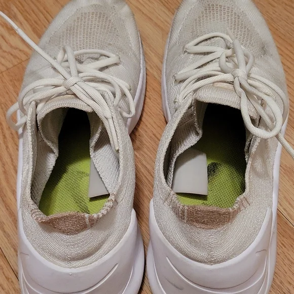 Nike Training, 10, White - Picture 3 of 10